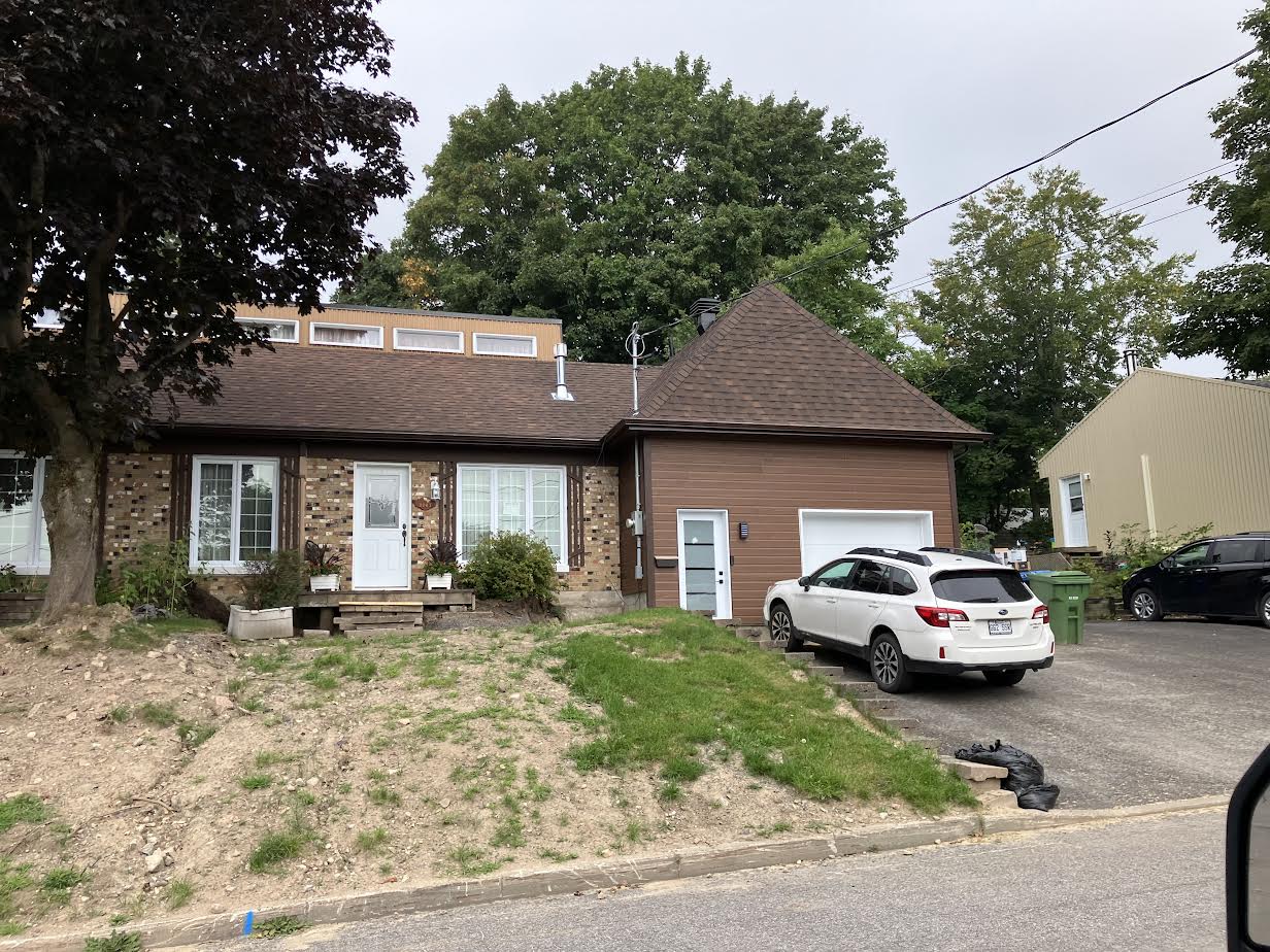 Garage attaché Charlesbourg — charpente